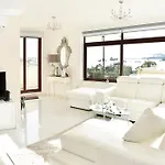 Seagull Penthouse Lejlighed