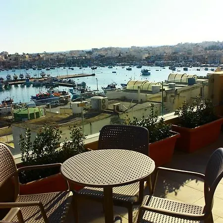 Seagull Penthouse דירה *