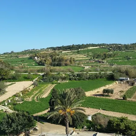 Seagull Penthouse Apartment Marsaxlokk
