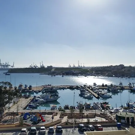 Seagull Penthouse Apartment Marsaxlokk