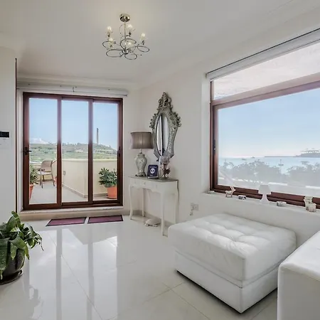 Seagull Penthouse Marsaxlokk