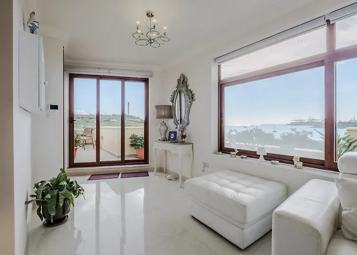 Seagull Penthouse Marsaxlokk